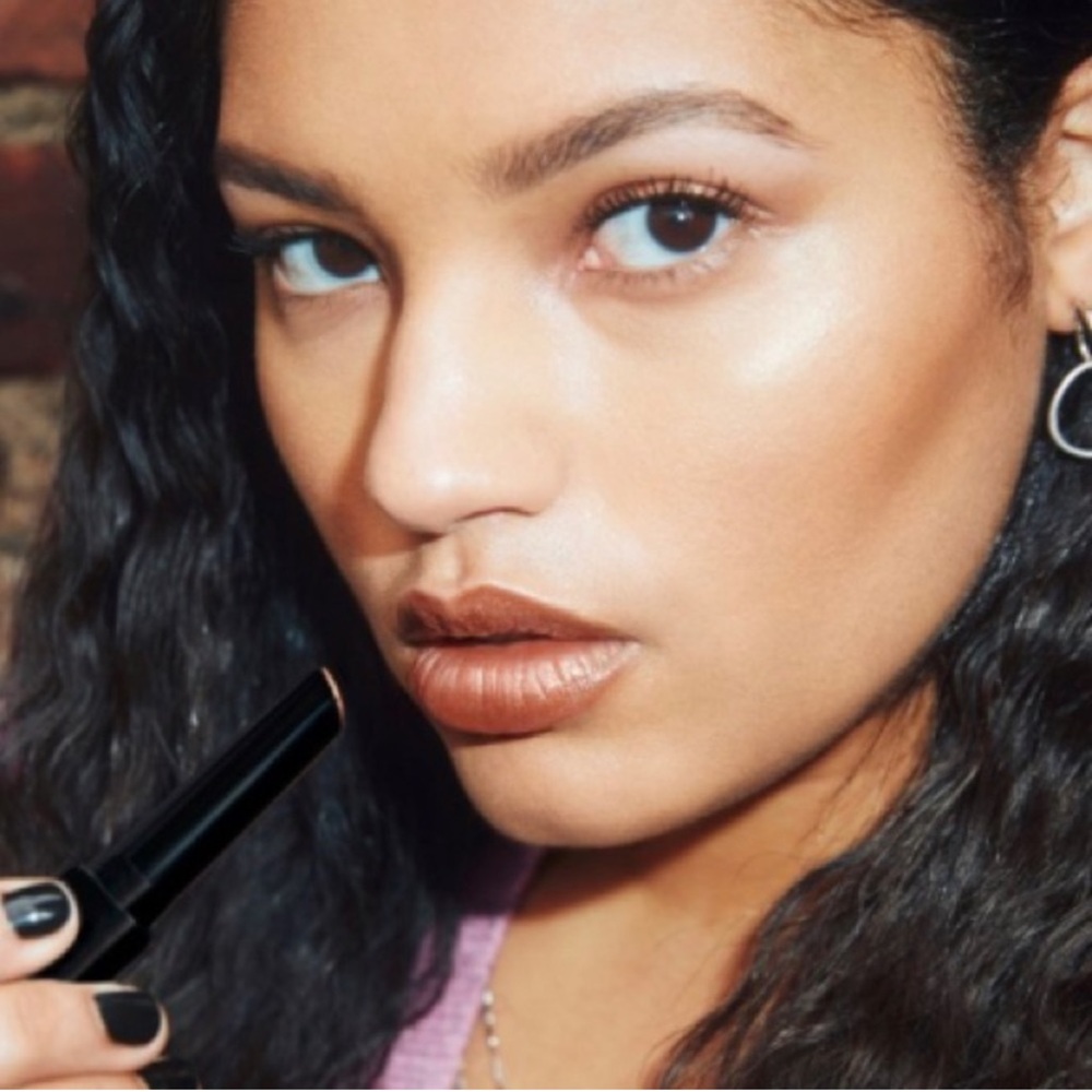 MARC JACOBS Enamored Hydrating Lip Gloss Stick 558 Uh-huh Honey - Picture 6 of 12